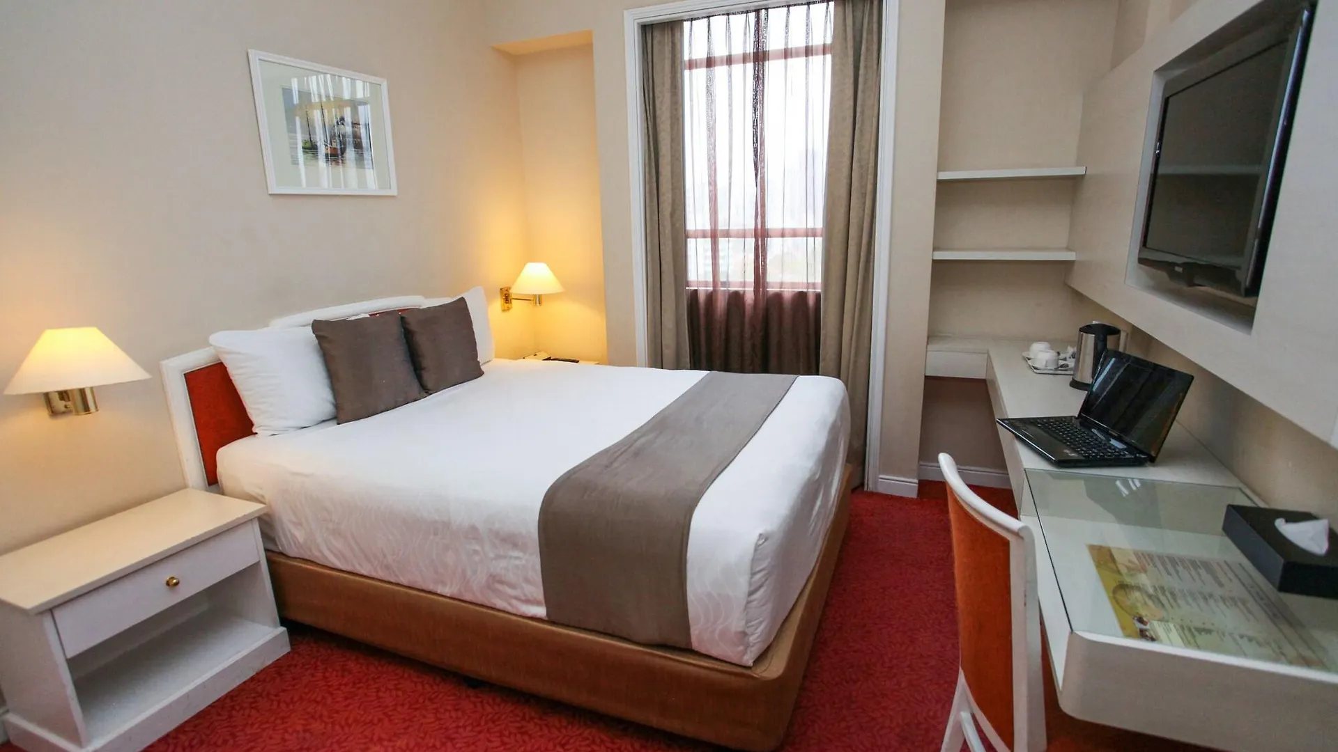 Holiday Inn Express & Suites Singapore Novena, An Ihg Hotel 4*,