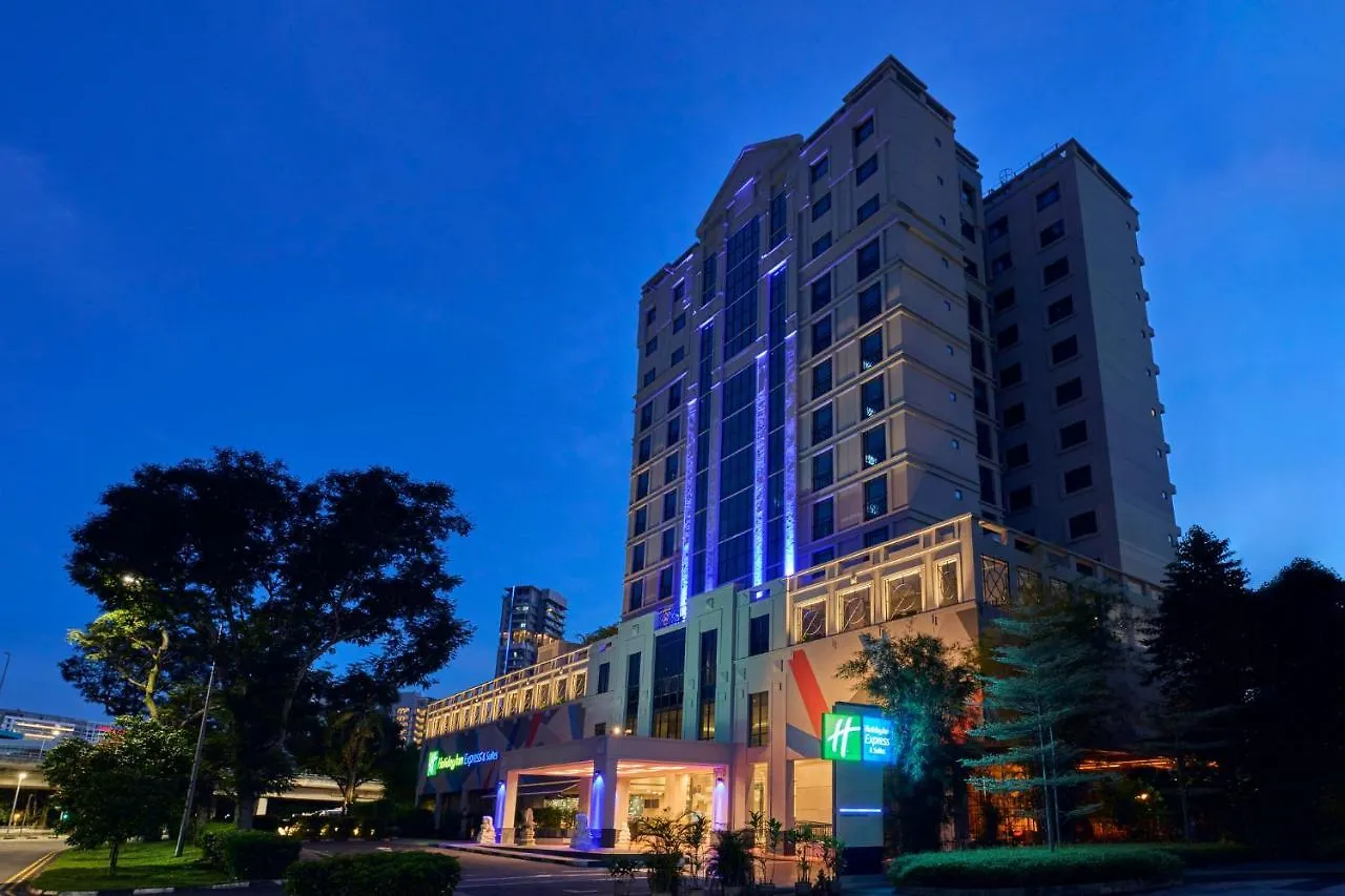 Holiday Inn Express & Suites Singapore Novena, An Ihg Hotel 4*,