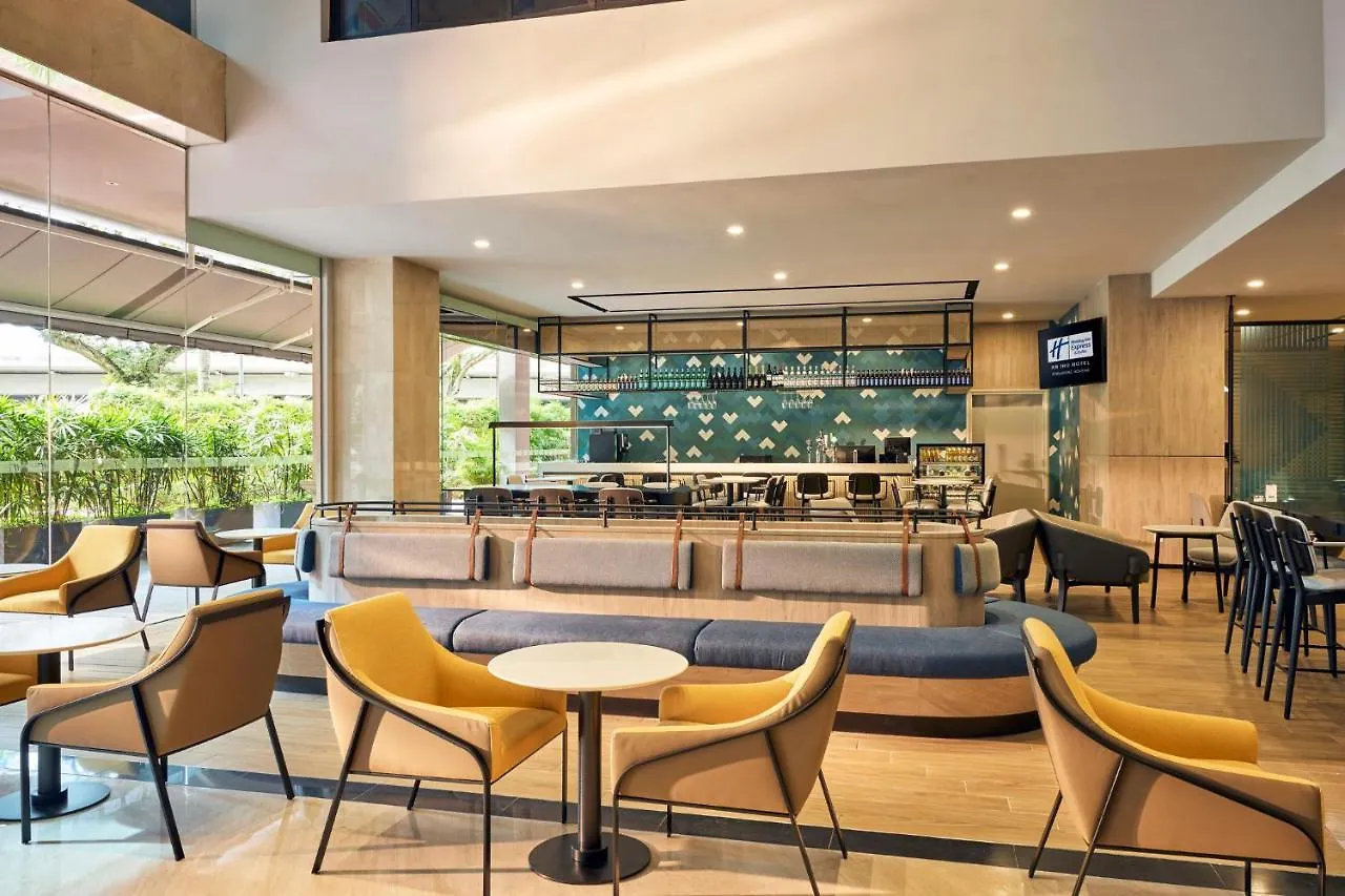 Holiday Inn Express & Suites Singapore Novena, An Ihg Hotel